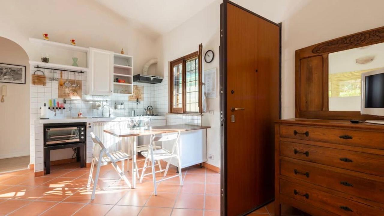Villa Independent House With Private Patio In Rome Extérieur photo