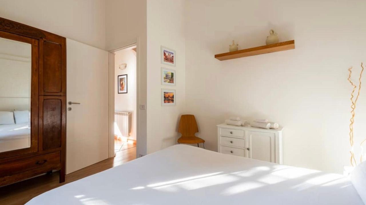 Villa Independent House With Private Patio In Rome Extérieur photo